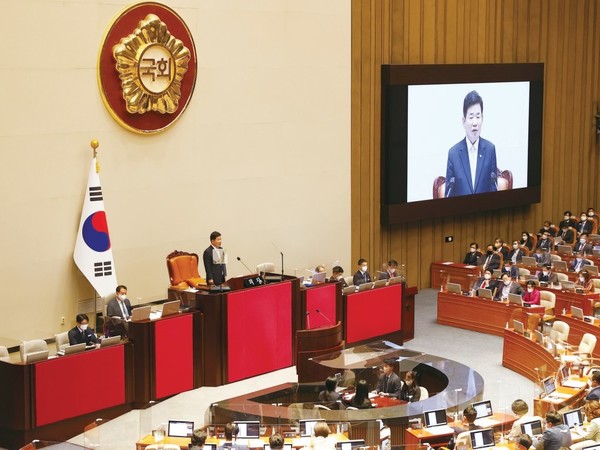 ▶▶ 지난 9월 1일, 김진표 국회의장이 21대 마지막 정기국회 개회를 선언했다. 국민의힘은 이번 회기에서 재정준칙 법제화 입법을 중점적으로 추진할 것이라 밝혔다.